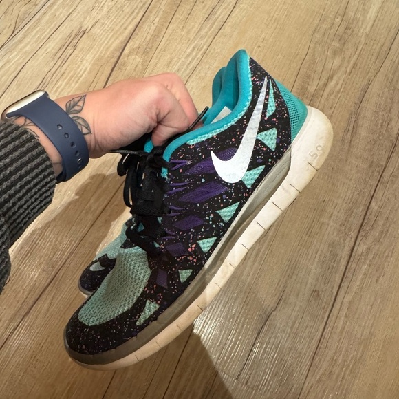 Nike Shoes - 5/$55 !! 🔥 Nike Women's Teal and Purple Sneakers